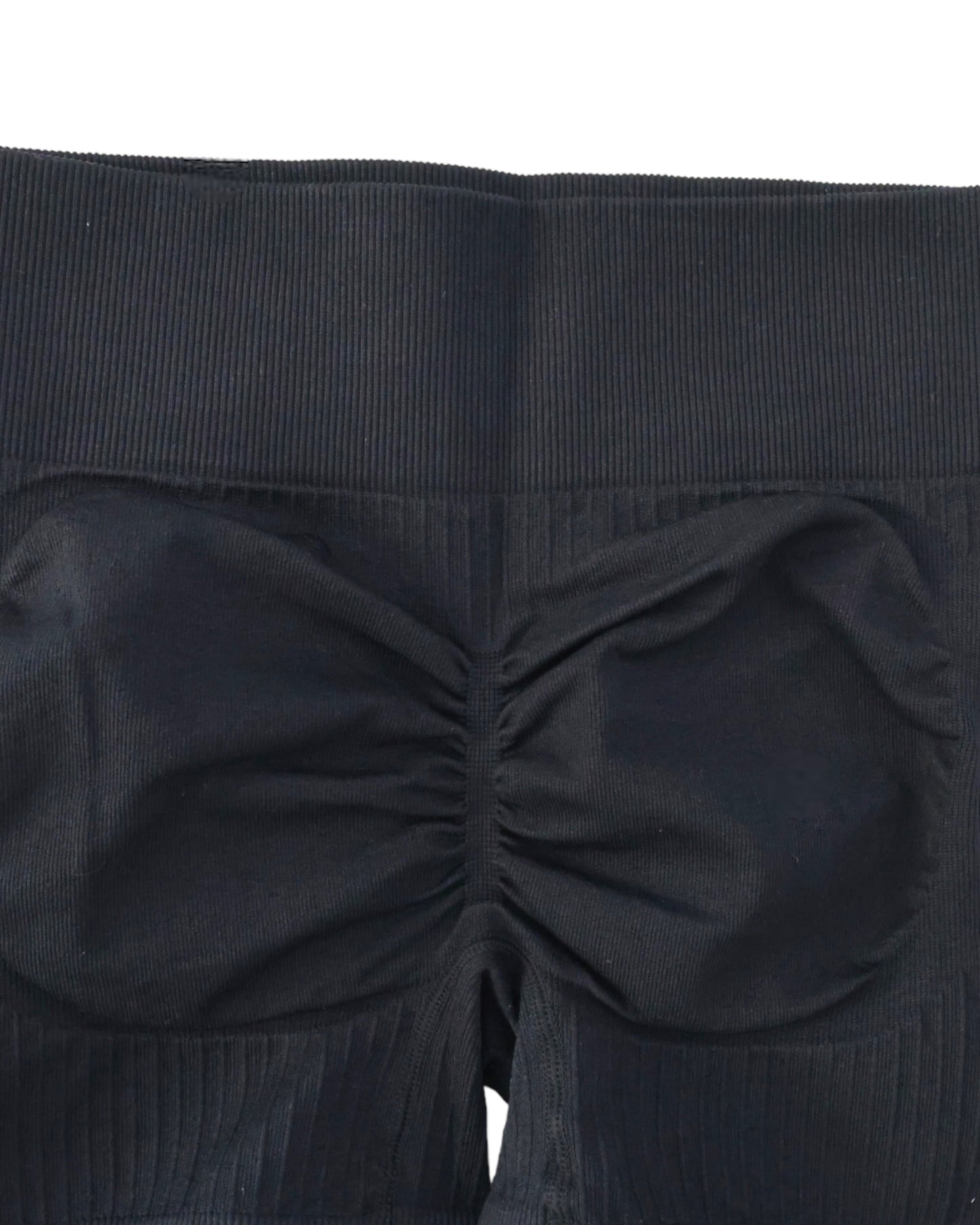 Seamless Ribbed Scrunch Shorts - Black